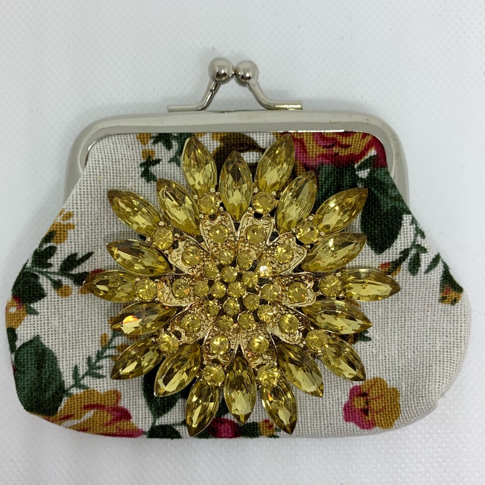 VINTAGE MINI COIN PURSE